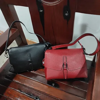 The first layer of leather 2020 new ladies bag shoulder bag messenger bag women's leather fashion handbags bags
The first layer of leather 2020 new ladies bag shoulder bag messenger bag women's leather fashion handbags bags