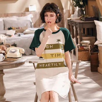 Summer nightdress female cotton short-sleeved female cute cartoon ladies Korean version of the dress home service loose
Summer nightdress female cotton short-sleeved female cute cartoon ladies Korean version of the dress home service loose