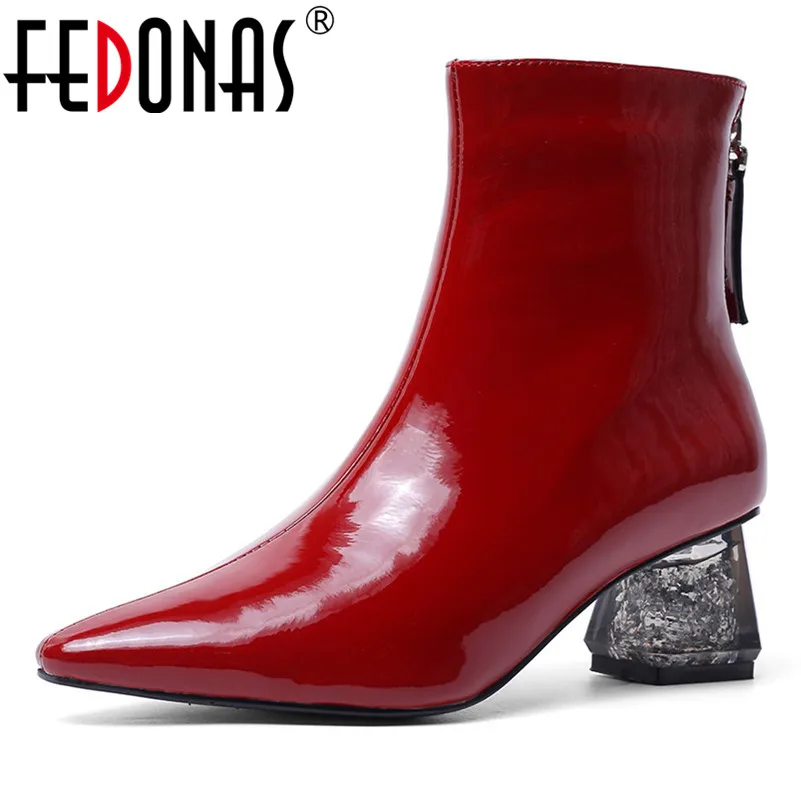 FEDONAS 2020 Plus Size Women Fashion Ankle Boots Strange High Heels Party Wedding Shoes Woman Warm Autumn Winter Chelsea Boots
FEDONAS 2020 Plus Size Women Fashion Ankle Boots Strange High Heels Party Wedding Shoes Woman Warm Autumn Winter Chelsea Boots