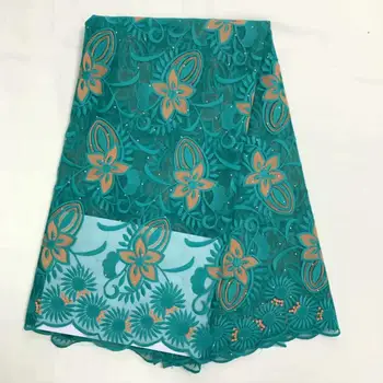 New Nigerian Tulle Lace with 3 d flowers African Net Lace Fabric High Quality Latest French Mesh Lace Fabrics for Party Dress
New Nigerian Tulle Lace with 3 d flowers African Net Lace Fabric High Quality Latest French Mesh Lace Fabrics for Party Dress