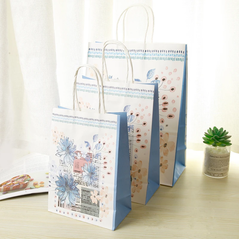 gift bags & wrapping supplies    material: 120g kraft paper size