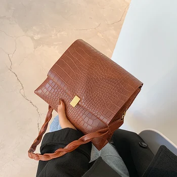 Simple Small Bag New Fashion All-matching Online Influencer Pop Crossbody Small Square Bag Sense of Quality Retro Shoulder Bags
Simple Small Bag New Fashion All-matching Online Influencer Pop Crossbody Small Square Bag Sense of Quality Retro Shoulder Bags