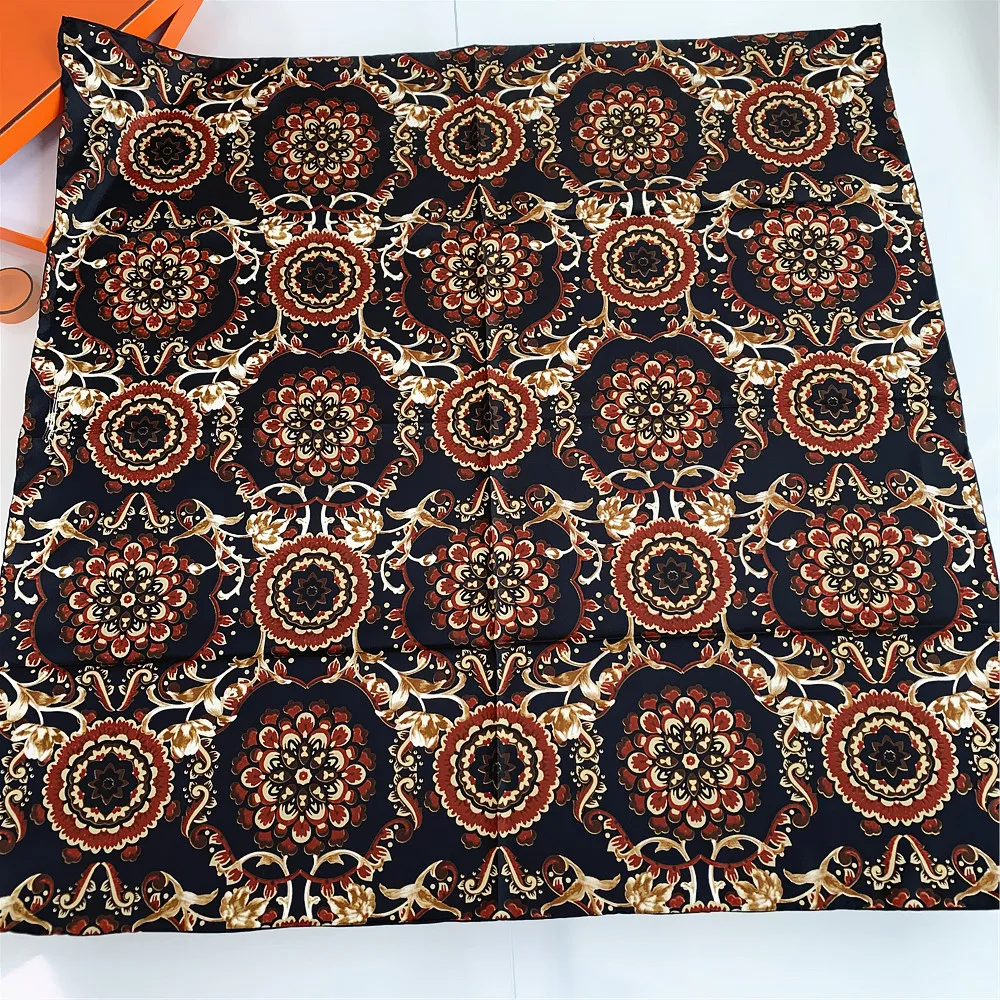 90cm Twill Silk Curled Square Scarf Hand Rolled Hem Bohemia Women Shawl Brand Hijab Scarf Foulard Head Scarves Design Bandana
90cm Twill Silk Curled Square Scarf Hand Rolled Hem Bohemia Women Shawl Brand Hijab Scarf Foulard Head Scarves Design Bandana