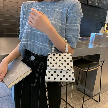2019 new Fashion Polka Dot Handbag Vintage Pearl Handlbag Evening Bag Female Shoulder Bags Casual Ladies Crossbody Bag for Women 
2019 new Fashion Polka Dot Handbag Vintage Pearl Handlbag Evening Bag Female Shoulder Bags Casual Ladies Crossbody Bag for Women
