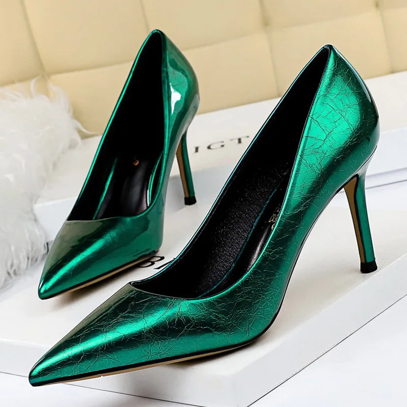 Sexy Women Pumps Stiletto High Heels Women Shoes Pointed Wedding Shoes Red Party Shoes Ladies Shoes Women Heels Plus Size 43
Sexy Women Pumps Stiletto High Heels Women Shoes Pointed Wedding Shoes Red Party Shoes Ladies Shoes Women Heels Plus Size 43