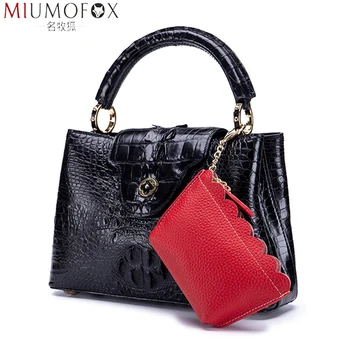 Fashion Candy Colors Women's Short Wallets Genuine Leather Women Zipper Coin Purse with Keychain Lipstick Organizer Mini Pouch 
Fashion Candy Colors Women's Short Wallets Genuine Leather Women Zipper Coin Purse with Keychain Lipstick Organizer Mini Pouch