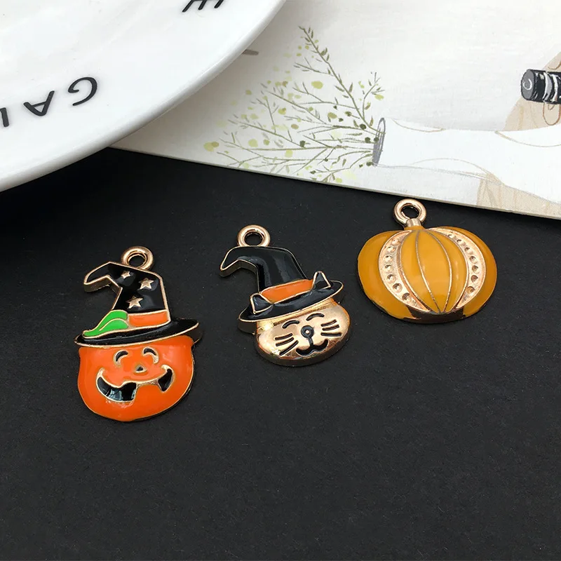50pcs MIX DIY enamel Halloween Funny pumpkin cat head charm oil drip pendants for earring or necklace handmade
50pcs MIX DIY enamel Halloween Funny pumpkin cat head charm oil drip pendants for earring or necklace handmade