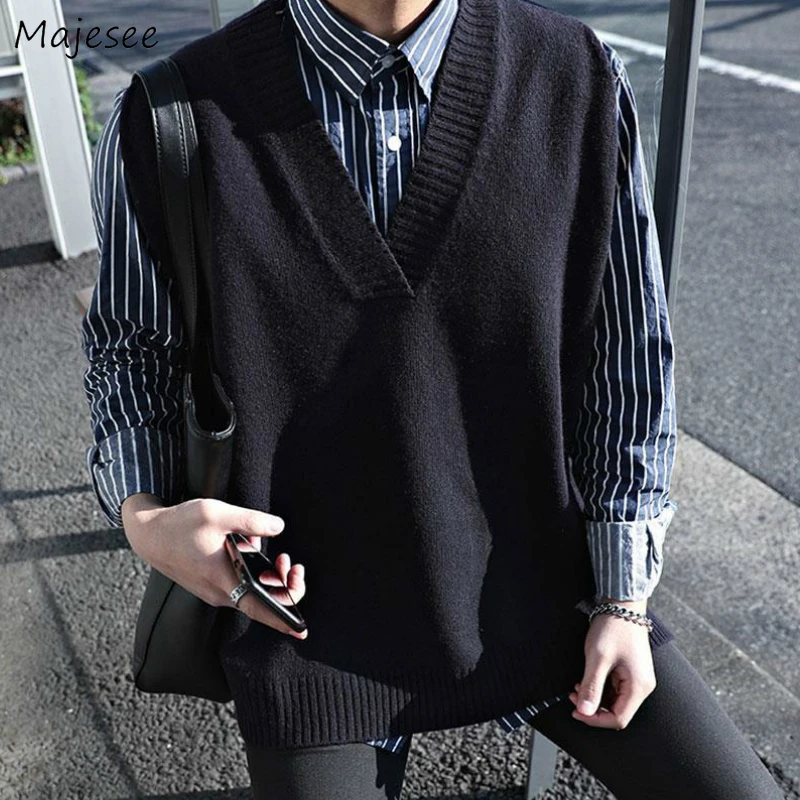Sweater Vest Men V-neck Sleeveless Solid Simple All-match Leisure Mens Knitted Vests 2XL Oversize Chic Preppy Style Daily New
Sweater Vest Men V-neck Sleeveless Solid Simple All-match Leisure Mens Knitted Vests 2XL Oversize Chic Preppy Style Daily New
