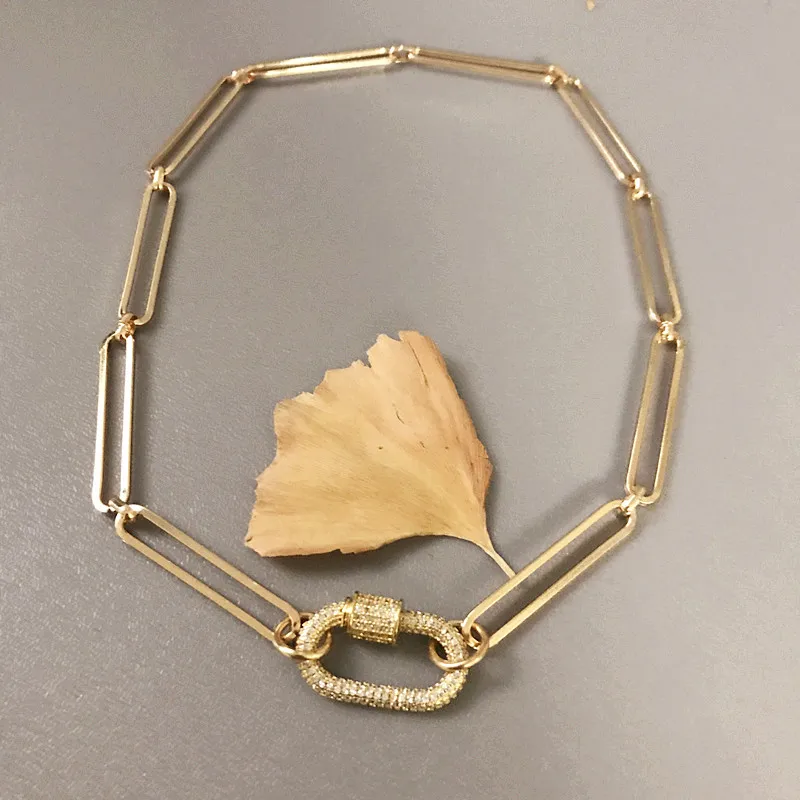 Punk thick chain necklace zircon spiral buckle pendant necklace women 2020 latest design charm jewelry bohemian short necklace
Punk thick chain necklace zircon spiral buckle pendant necklace women 2020 latest design charm jewelry bohemian short necklace