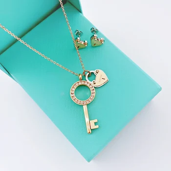 Gold Rose Jewelry CZ Zircon Crystal Love Heart Key Pendant Necklace For Women Wedding Jewelry Gift 45cm Chain collares wholesale
Gold Rose Jewelry CZ Zircon Crystal Love Heart Key Pendant Necklace For Women Wedding Jewelry Gift 45cm Chain collares wholesale