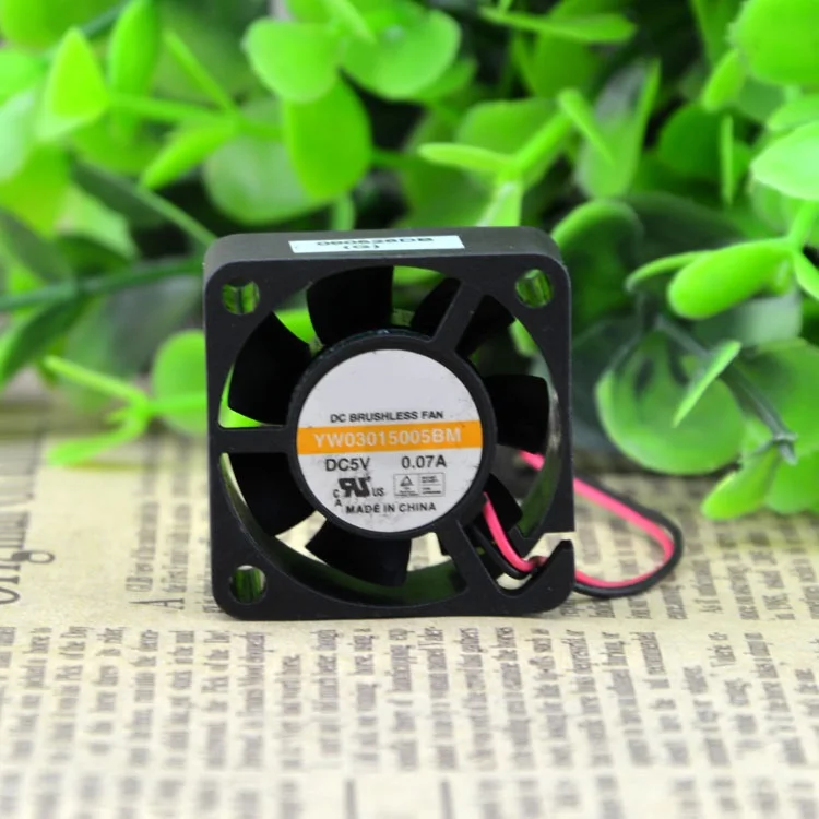 Новый оригинальный YW03015005BM 5V 0.07A 3 см 3015 бесшумный вентилятор для ноутбука с двумя шариками
Новый оригинальный YW03015005BM 5V 0.07A 3 см 3015 бесшумный вентилятор для ноутбука с двумя шариками