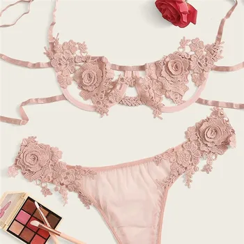 2020 Fahsion Women Sexy Lingerie Corset Racy Muslin Sleepwear Underwear Tops+briefs Women Sexy Rose Bra Set Lenceria Mujer CD 
2020 Fahsion Women Sexy Lingerie Corset Racy Muslin Sleepwear Underwear Tops+briefs Women Sexy Rose Bra Set Lenceria Mujer CD