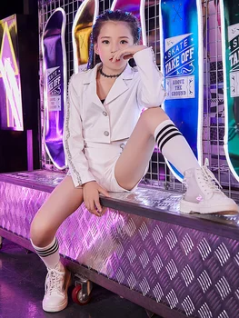 2020 New White Girl Go Show Fashion Suit Hip Hop Personality Clothing T Platform Children Dance Show jazz Hip Hop dancewear
2020 New White Girl Go Show Fashion Suit Hip Hop Personality Clothing T Platform Children Dance Show jazz Hip Hop dancewear