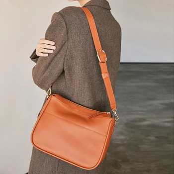 Chain Shoulder Bag PU Leather Handbag Envelope Bag Women Square Crossbody Bags Women Messenger Bags Torba na ramię
Chain Shoulder Bag PU Leather Handbag Envelope Bag Women Square Crossbody Bags Women Messenger Bags Torba na ramię