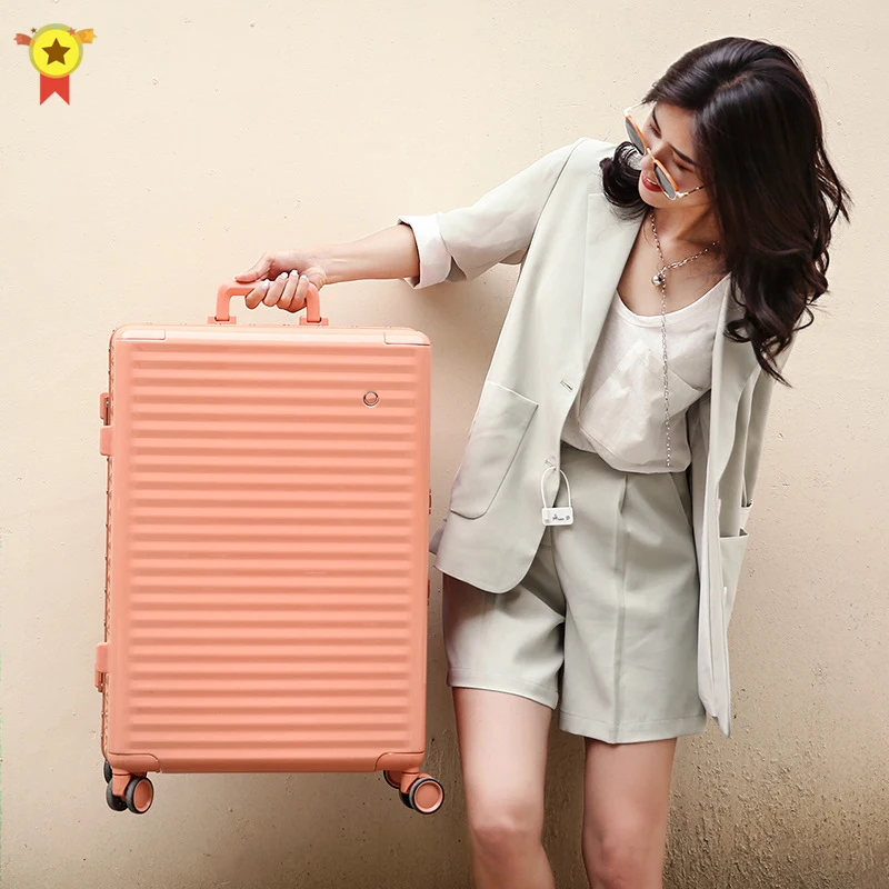 20"22"24"26" inch High quality suitcases PC Rolling Suitcase on wheels Travel Luggage women wheeled suitcases free shipping
20"22"24"26" inch High quality suitcases PC Rolling Suitcase on wheels Travel Luggage women wheeled suitcases free shipping