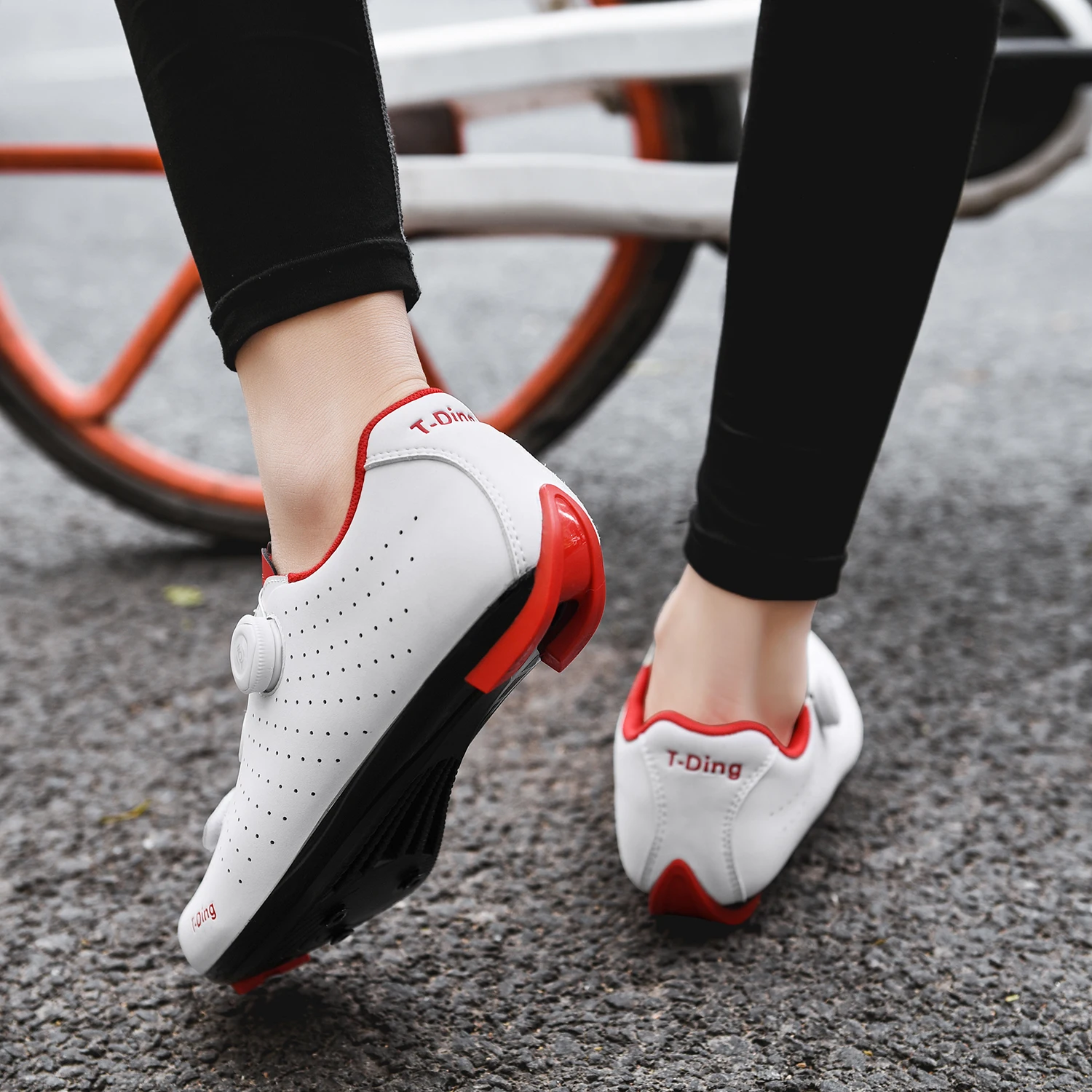 Road Cycling Shoes Self-Locking Cycling Shoes Road Bike Bicycle Shoes Ultralight Athletic Racing Sneakers Zapatos Ciclismo Bike