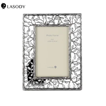 Zinc Alloy Table Top Picture Frame Crystal Tree Photo Frame Wedding Gift Decorated 4x6 Picture
Zinc Alloy Table Top Picture Frame Crystal Tree Photo Frame Wedding Gift Decorated 4x6 Picture