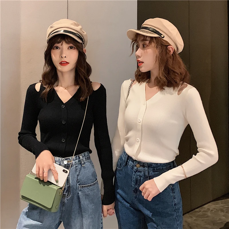 V Neck Off Shoulder Sweater Pullover Harajuku Korean Fashion Slim Black Knitted Sweater Autumn Sexy White Women's Sweaters 2019 
V Neck Off Shoulder Sweater Pullover Harajuku Korean Fashion Slim Black Knitted Sweater Autumn Sexy White Women's Sweaters 2019
