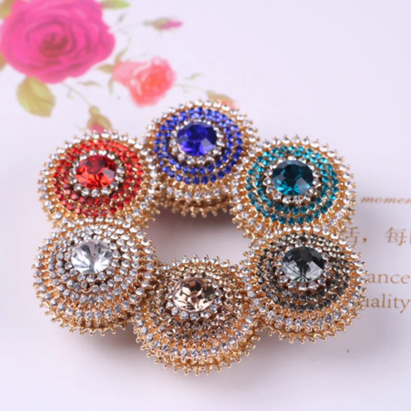 Europe And America Retro Fashion Large Brooch Shirt Collar Button Decoration Brooch Magnetic Snap Dual Purpose Brooch Headscarf
Europe And America Retro Fashion Large Brooch Shirt Collar Button Decoration Brooch Magnetic Snap Dual Purpose Brooch Headscarf