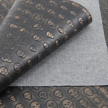 20*34CM Faux Leather Sheets in Crafts Gold Foil Skull Printed Synthetic Leather for Bows Faux Leather Fabric DIY,1Yc11385
20*34CM Faux Leather Sheets in Crafts Gold Foil Skull Printed Synthetic Leather for Bows Faux Leather Fabric DIY,1Yc11385