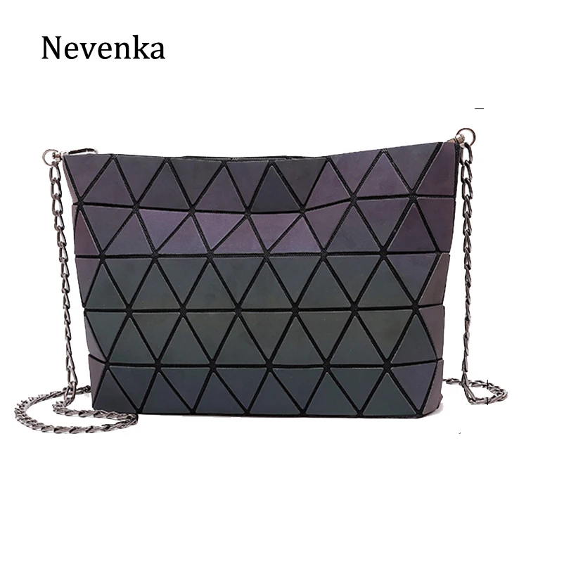 Nevenka Women Handbag Geometry Bag Girls Flap Luminous Shoulder Bag Large Capacity Women Bags Designer Clutch Messenger Bag
Nevenka Women Handbag Geometry Bag Girls Flap Luminous Shoulder Bag Large Capacity Women Bags Designer Clutch Messenger Bag