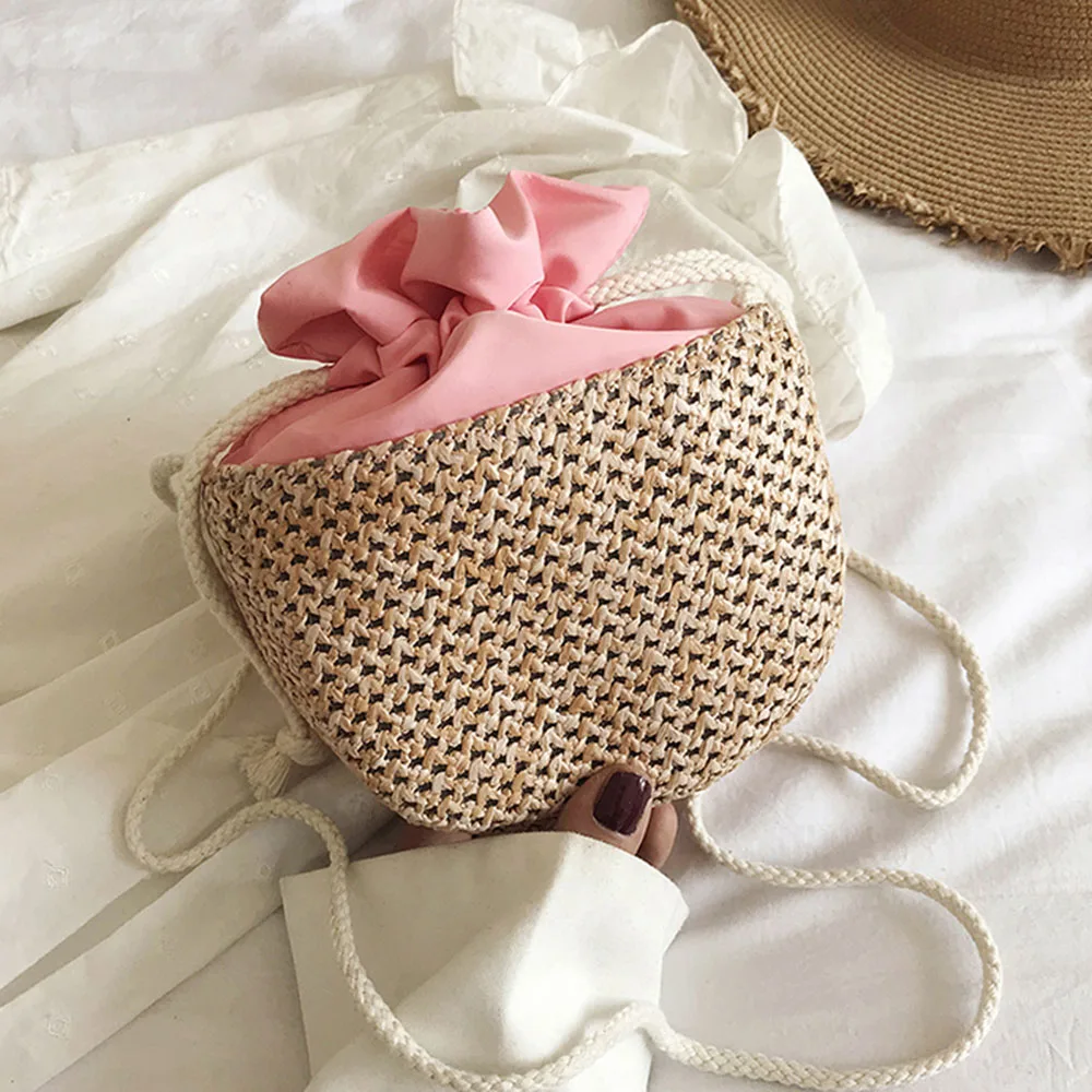 Fashion Woven Drawstring For Personality Women Luxury Hand Bag Female Travel Solid Color Simple Clutch Purse
Fashion Woven Drawstring For Personality Women Luxury Hand Bag Female Travel Solid Color Simple Clutch Purse