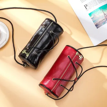 Fashion New Cylindrical Leather Wallet Ladies Multifunctional Messenger Bag Large Capacity Mobile Phone Cosmetic Storage Bag 
Fashion New Cylindrical Leather Wallet Ladies Multifunctional Messenger Bag Large Capacity Mobile Phone Cosmetic Storage Bag