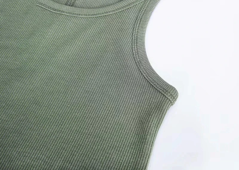 T-shirt en fibre de bois pour femmes, couleur verte douce, décontracté, streetwear T-shirt en fibre de bois pour femmes, couleur verte douce, décontracté, streetwear