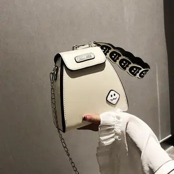 Crossbody bags for women 2020 high quality mini hand bag woman chain shoulder bag luxury designer bucket bag wrist bag purse sac
Crossbody bags for women 2020 high quality mini hand bag woman chain shoulder bag luxury designer bucket bag wrist bag purse sac