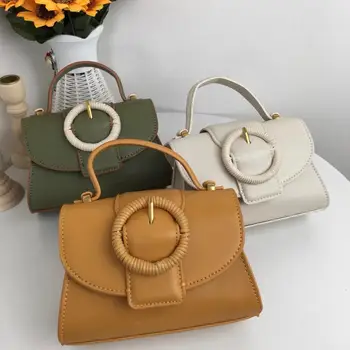 2020 Summer Little Ck Women Round Buckle Strap Shoulder Bag Crossbody Mini Bag 
2020 Summer Little Ck Women Round Buckle Strap Shoulder Bag Crossbody Mini Bag