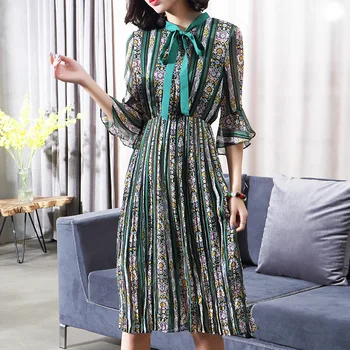 Summer Chiffon Dress Women Floral Bohemian Pleated Dress Elegant Midi Beach Dresses Korean Vestidos De Fiesta KJ2013
Summer Chiffon Dress Women Floral Bohemian Pleated Dress Elegant Midi Beach Dresses Korean Vestidos De Fiesta KJ2013