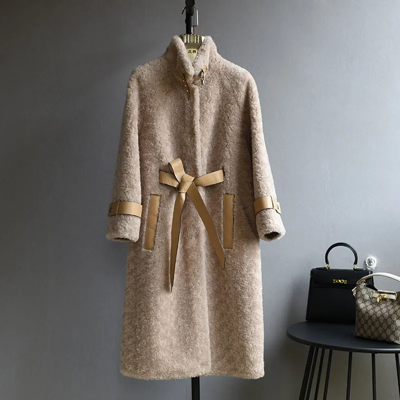 2019 New Autumn Winter Real Fur Coat Women Long Sheep Shearing Jacket 100% Wool Overcoat Korean Manteau Femme A0056 KJ3491
2019 New Autumn Winter Real Fur Coat Women Long Sheep Shearing Jacket 100% Wool Overcoat Korean Manteau Femme A0056 KJ3491