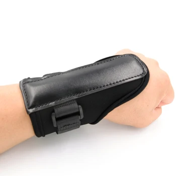 1 pc Golf Power Smooth Swing Training Aid Houden Pols Brace Band Trainer Corrector Practice Tool Golf Swing Pols Braces Supplies
1 pc Golf Power Smooth Swing Training Aid Houden Pols Brace Band Trainer Corrector Practice Tool Golf Swing Pols Braces Supplies