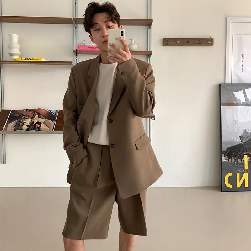 Men's casual suit 2020 spring and summer new comfortable solid color retro casual suit young personality fashion trend men's
Men's casual suit 2020 spring and summer new comfortable solid color retro casual suit young personality fashion trend men's