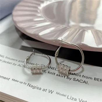 RUIYI Real 925 Sterling Silver Nordic Women Lucky Beads Stud Earrings Girl Fine Wedding Jewelry Luxury Chic Ear Studs Earrings
RUIYI Real 925 Sterling Silver Nordic Women Lucky Beads Stud Earrings Girl Fine Wedding Jewelry Luxury Chic Ear Studs Earrings