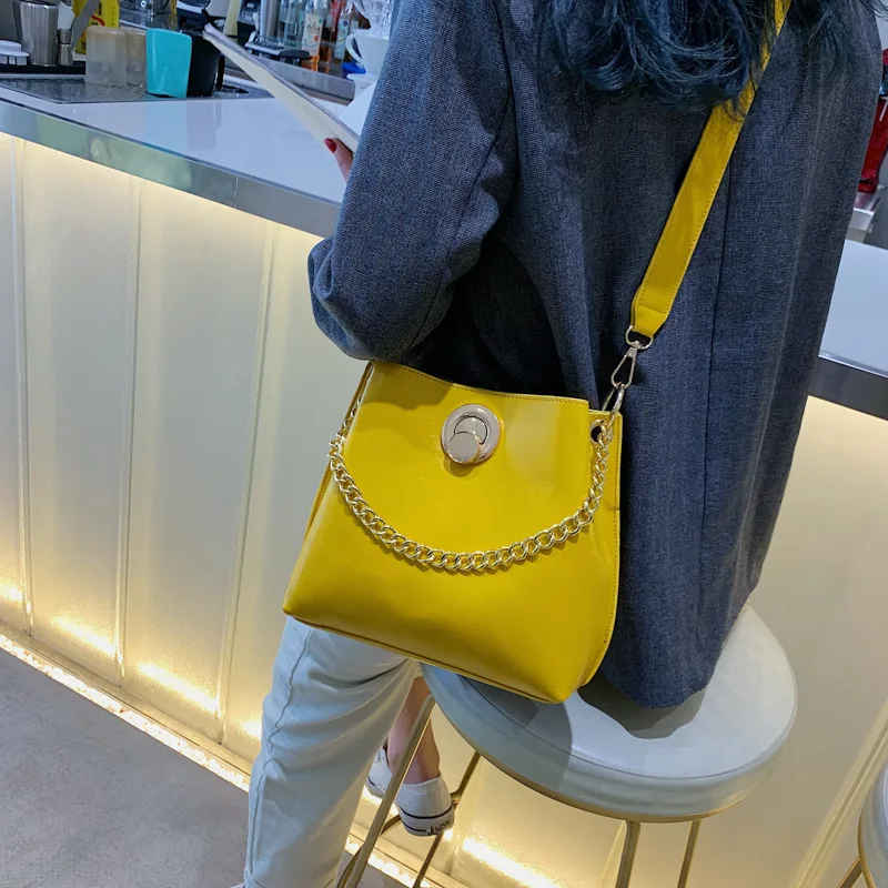 Bag Women's 2019 New Style Graceful Rhombus Chain shou ti wang Red Small Black Bag Textured Versatile Crossbody Bag
Bag Women's 2019 New Style Graceful Rhombus Chain shou ti wang Red Small Black Bag Textured Versatile Crossbody Bag
