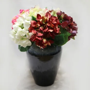 Single Branch Short Rod Hydrangea 5-Color 2-Leaf Artificial Plants Artificial Flowers Artificial Flowers Wedding Props
Single Branch Short Rod Hydrangea 5-Color 2-Leaf Artificial Plants Artificial Flowers Artificial Flowers Wedding Props