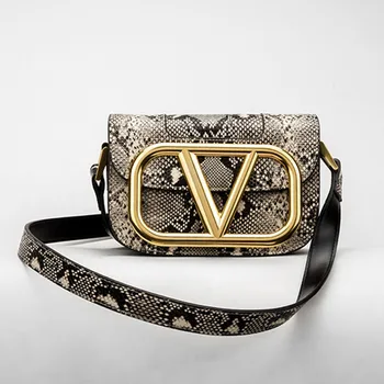 Mini Bag Female Bag 2020 Snake Pattern Personality Saddle Bag Wild Shoulder Messenger Bag High Quality Women Handbags Sac A Main
Mini Bag Female Bag 2020 Snake Pattern Personality Saddle Bag Wild Shoulder Messenger Bag High Quality Women Handbags Sac A Main