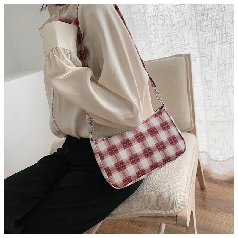 Фото Клетчатая сумка багет для женщин 2020 Новая мода ретро Женская - купить