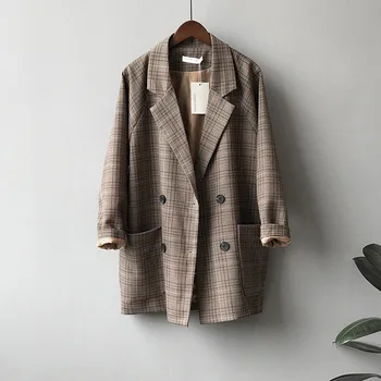 spring women vintage plaid blazer female long sleeve elegant jacket ladies work wear blazer formal suits
spring women vintage plaid blazer female long sleeve elegant jacket ladies work wear blazer formal suits