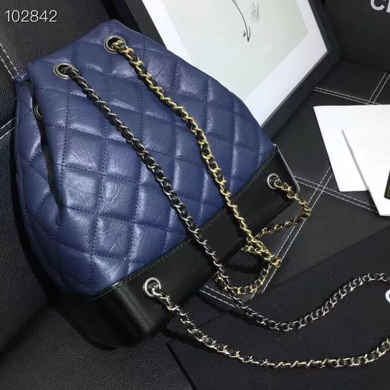 WR0805 Fashionable Luxury Backpack Simple Portable Folding Europe Designer Backpack Famous Brand Runway Luggage Bag
WR0805 Fashionable Luxury Backpack Simple Portable Folding Europe Designer Backpack Famous Brand Runway Luggage Bag