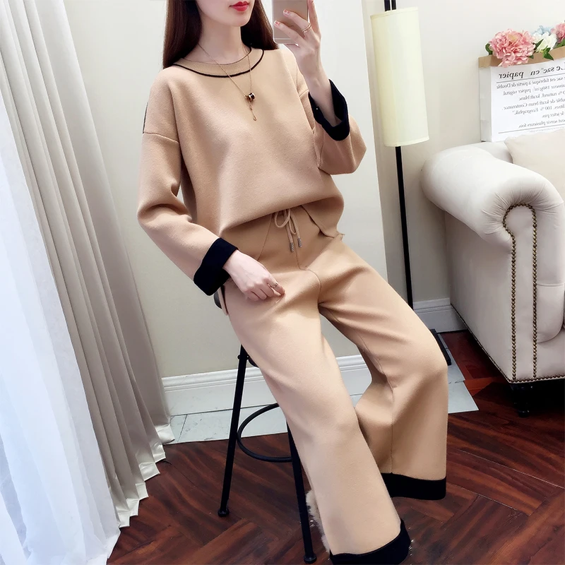 2019 Spring Autumn Sweater Women Two Piece Set Simple coat With Wide Leg Pants Western Style Fashion 2 Piece Set Plus size SS414
2019 Spring Autumn Sweater Women Two Piece Set Simple coat With Wide Leg Pants Western Style Fashion 2 Piece Set Plus size SS414