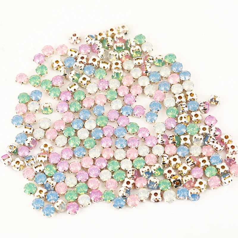 6mm100pcs Mix Colors Opal White/Pink/Green/Blue Rhinestones With Sliver Claw Resin Sew On Rhinestones For Garments Accessories 
6mm100pcs Mix Colors Opal White/Pink/Green/Blue Rhinestones With Sliver Claw Resin Sew On Rhinestones For Garments Accessories