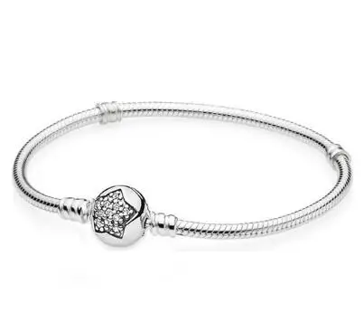 Original 925 Sterling Silver Sparkling Star With Crystal Bracelet Bangle Fit Lady Bead Charm Pendant Diy Fashion Jewelry
Original 925 Sterling Silver Sparkling Star With Crystal Bracelet Bangle Fit Lady Bead Charm Pendant Diy Fashion Jewelry