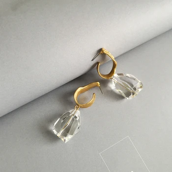 Peri'sBox Gold Hammered Acrylic Drop Earrings Twisted Circle Transparent Geometric Dangle Earrings Minimalist Earrings for Women
Peri'sBox Gold Hammered Acrylic Drop Earrings Twisted Circle Transparent Geometric Dangle Earrings Minimalist Earrings for Women
