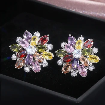 

Huitan New Arrival Gorgeous Big Flower Stud Earring for Women Wedding Engage Dance Party Noble Brilliant Zircon Stone Earrings