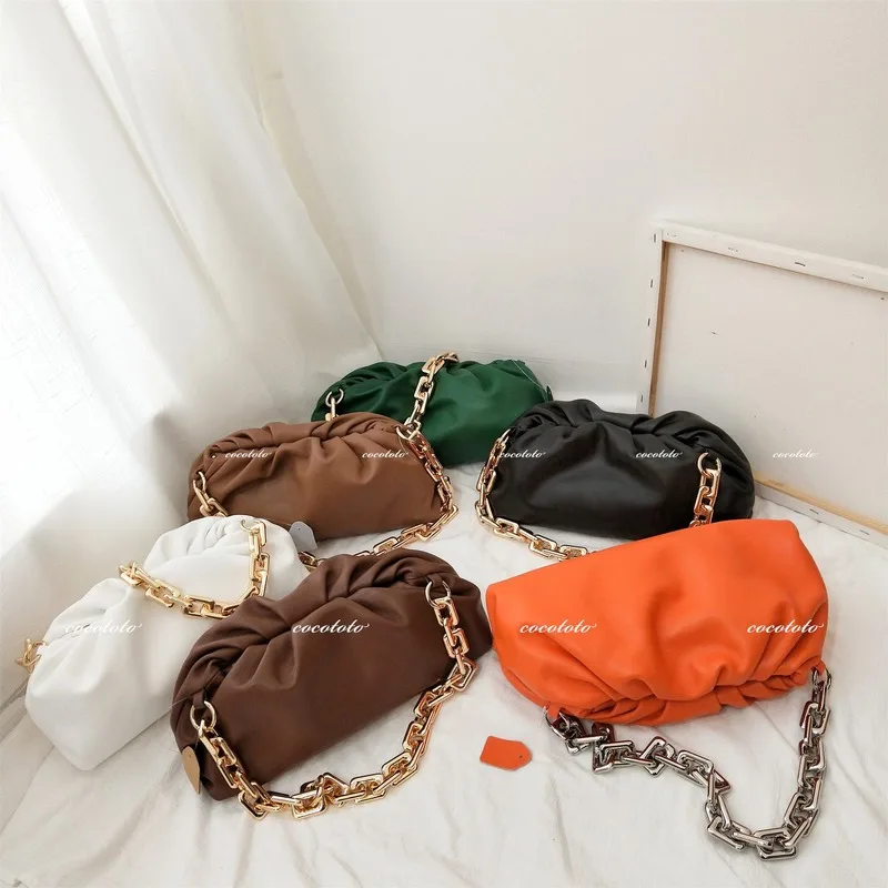 Spring and Summer New Dumpling Bag Fold Cowhide Thick Chain Cloud Bag Hand Shoulder Shoulder Bag Womens Handbags and Tote Bag
Spring and Summer New Dumpling Bag Fold Cowhide Thick Chain Cloud Bag Hand Shoulder Shoulder Bag Womens Handbags and Tote Bag