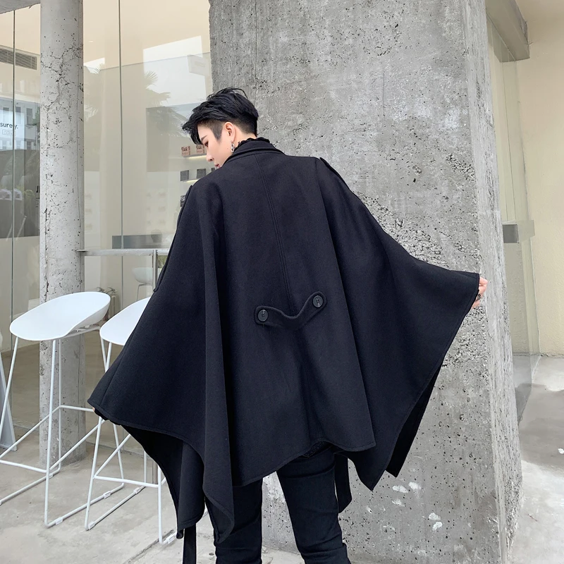 Man Winter woolen clothes Jacket Men's Large lapel cloak Thickened Wool short jacket Coat Men'S Short trench coat
Man Winter woolen clothes Jacket Men's Large lapel cloak Thickened Wool short jacket Coat Men'S Short trench coat
