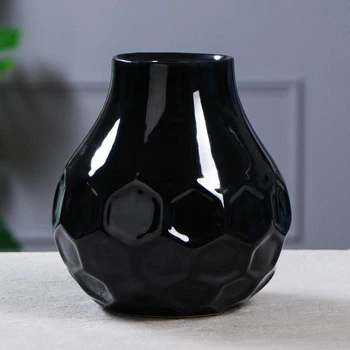 Table vase "Galaxy", black, 17 cm
Table vase "Galaxy", black, 17 cm