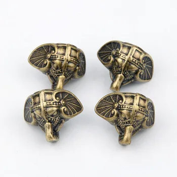 Hot 4PCS 28*23mm Elephant Vintage Bronze Antique Jewelry Chest Box Wooden Case Decorative Protection Feet Leg Plastic material
Hot 4PCS 28*23mm Elephant Vintage Bronze Antique Jewelry Chest Box Wooden Case Decorative Protection Feet Leg Plastic material